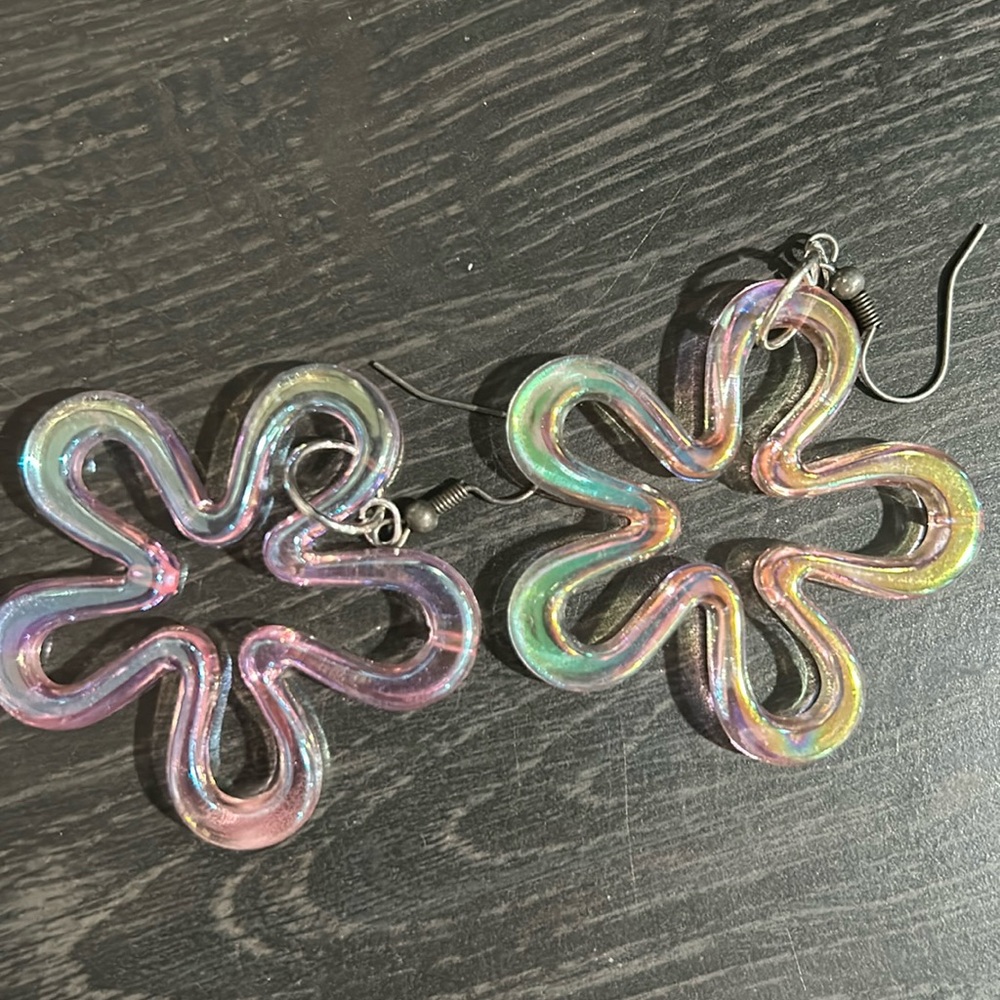 SpongeBob cloud flower earrings